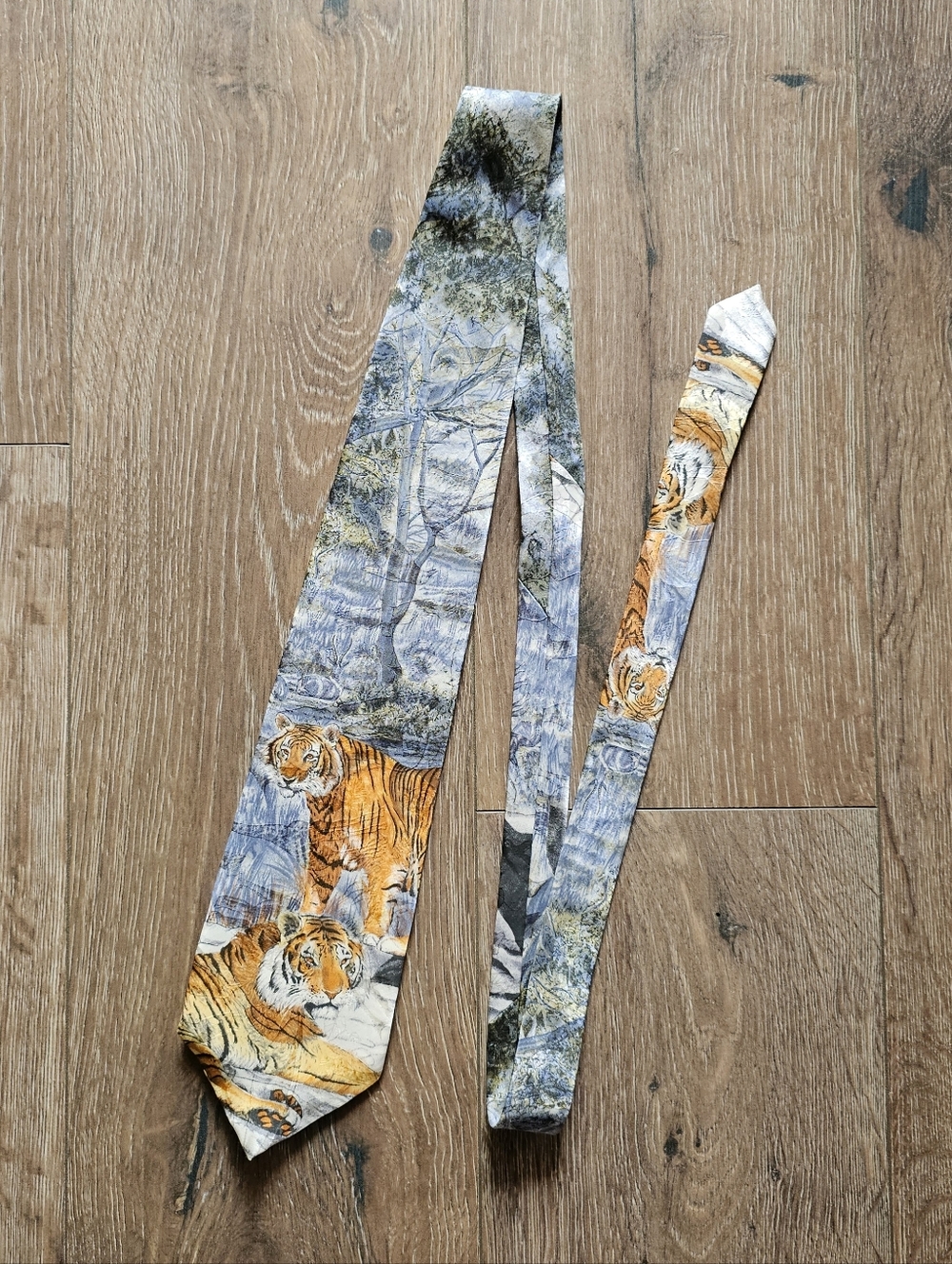 Vintage Endangered Species 100% Silk Tiger Tie